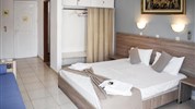 Studia White Palace
