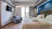 Island City Hotel