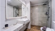 Island City Hotel