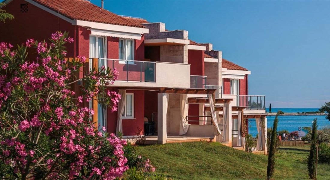 Apartments Katoro Plava Laguna