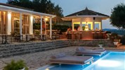 Nefeli Hotel