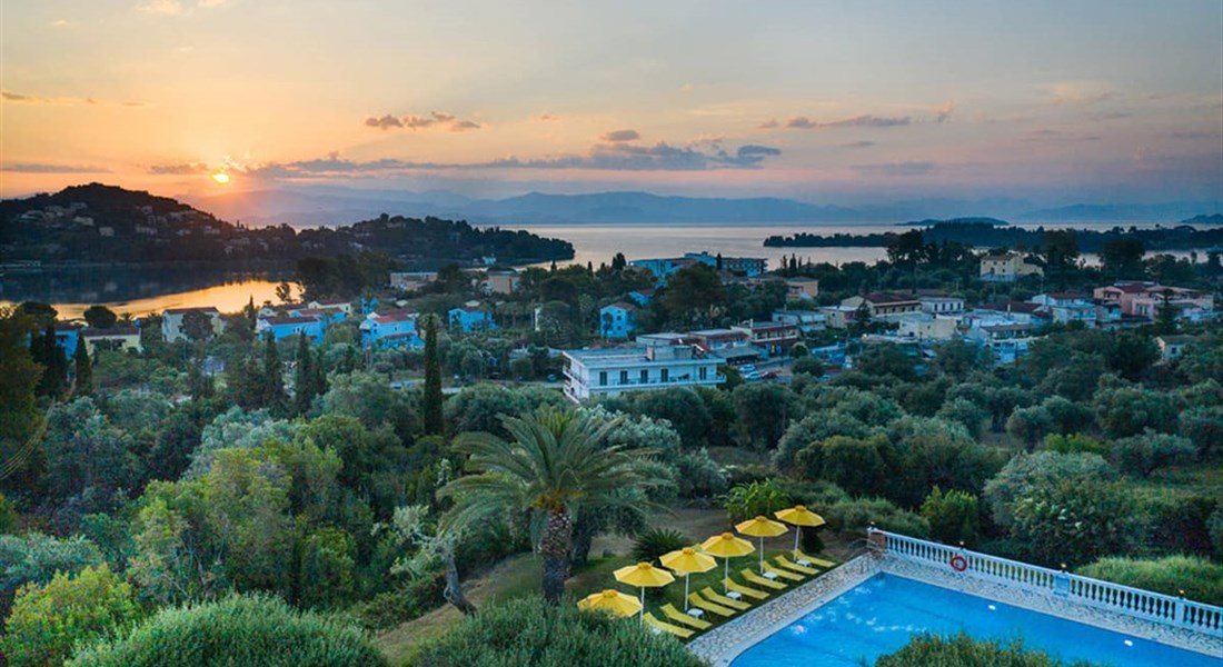 Paradise Hotel