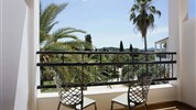 Paradise Hotel