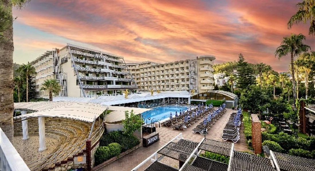 Doganay Beach Club