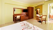 Esmeralda Hotel