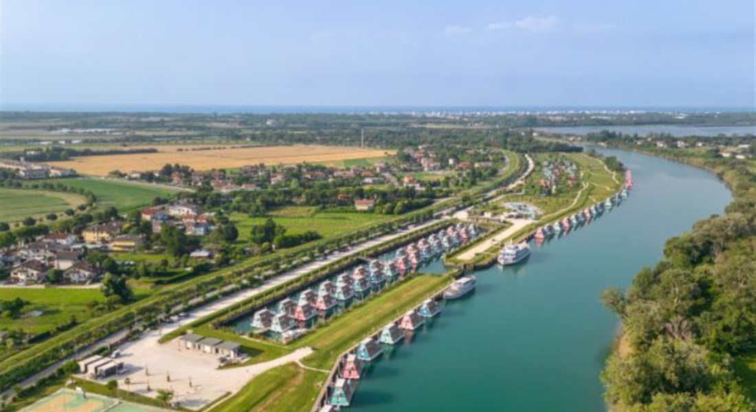 Marina Azzurra Resort