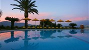 Paradise Hotel