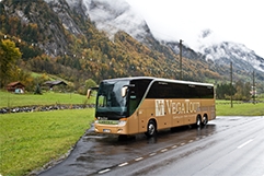 zkušení řidiči v autobusech Vega Tour zajistí vaši bezpečnost